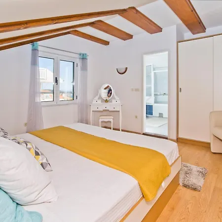 Marinka Viskovic Apartment *