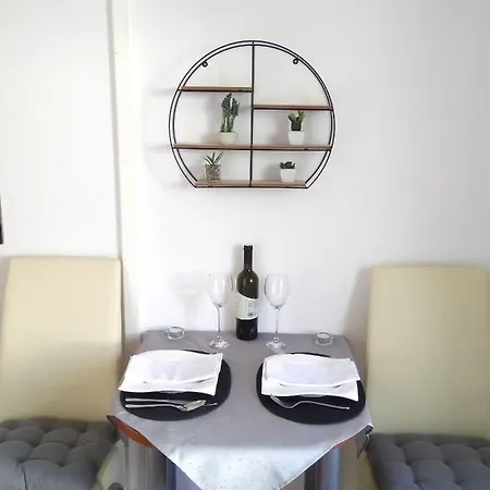 Apartment Marinka Viskovic *