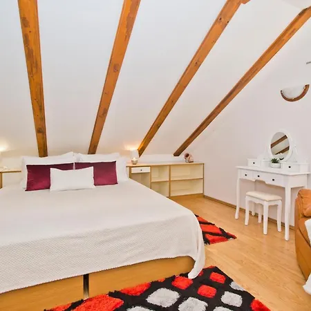 Marinka Viskovic Apartment