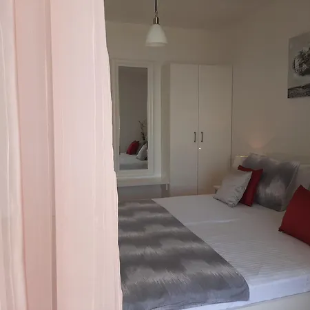 Marinka Viskovic Apartment *